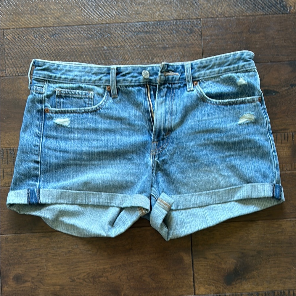 Lucky Brand Blue Jean Shorts Mid-Rise Relaxed Fit light distressing
